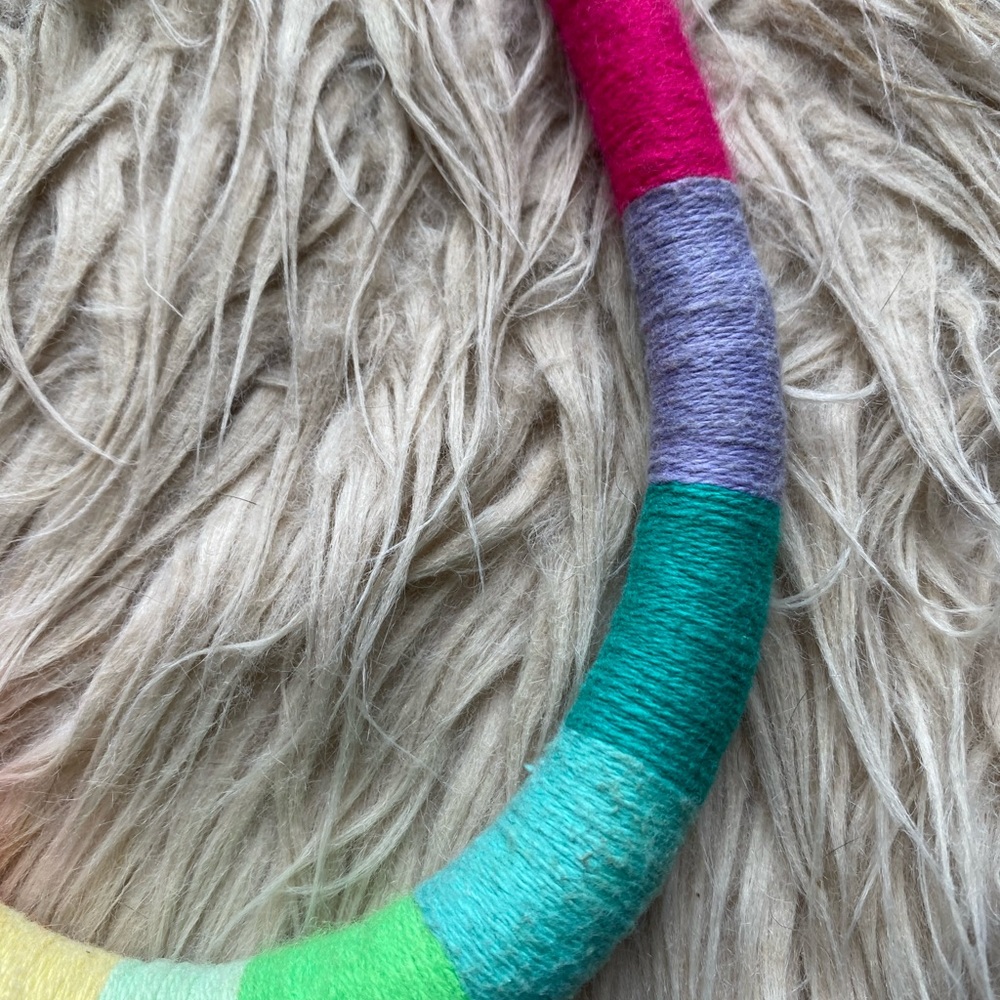 Color Blocking Necklace - Picture 2 of 3